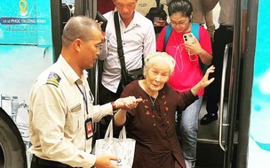 Xe buýt Thủ đô: Chuyển mình để phục vụ nhiều đối tượng hơn