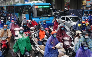 Tìm lời giải cho bài toán cấm xe máy của Hà Nội vào năm 2025
