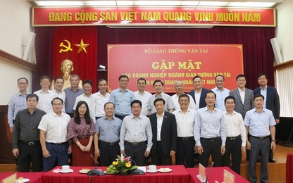 Bộ trưởng Nguyễn Văn Thể: Doanh nghiệp tô gam màu tươi sáng bức tranh ngành GTVT