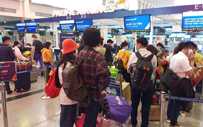 Vì sao chưa bỏ kiểm soát giấy tờ tùy thân ở sân bay Tân Sơn Nhất?