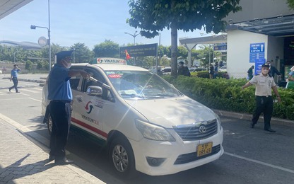 Sân bay Tân Sơn Nhất tăng cường xử lý "taxi chèo kéo khách" dịp Lễ 2/9