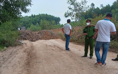 Phóng viên tác nghiệp tại Quảng Ngãi bị "giam lỏng" ở khu vực mỏ đất