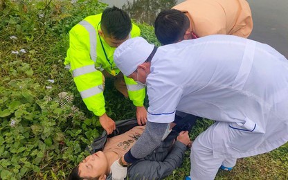Tuần tra trên đường, CSGT Lạng Sơn cứu vớt nam thanh niên bị nạn