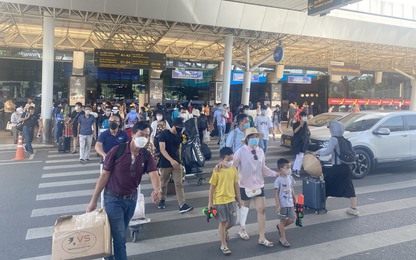 Sân bay Tân Sơn Nhất đón lượng khách kỷ lục
