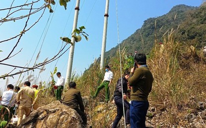 Lộ nguyên nhân ba người tử vong cạnh xe máy dưới vực sâu ở Thanh Hóa