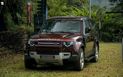 Land Rover Defender 130 giá cao nhất 7,9 tỷ đồng tại Việt Nam