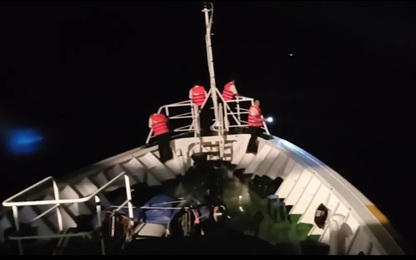 Hai tàu cá ở Quảng Nam chìm trên biển: Máy bay, tàu nước ngoài tham gia tìm kiếm 13 ngư dân mất tích