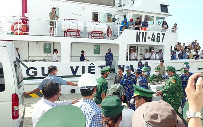 Quảng Nam đề nghị tiếp tục tìm kiếm 13 ngư dân mất tích trên biển