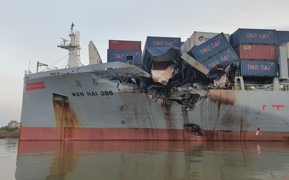 TP.HCM: Hai tàu chở container đâm va nát đầu trên sông Lòng Tàu