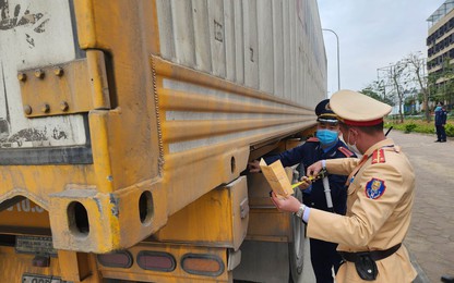 Lạng Sơn: Thanh tra GTVT - Cảnh sát tuần tra, xử lý xe container "khủng" trên QL1