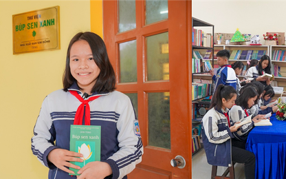 Tặng thư viện Búp sen xanh cho trường học quê hương Nhà văn Sơn Tùng
