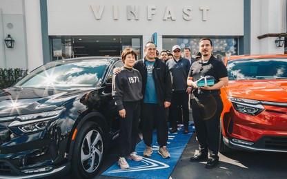 Những chiếc xe điện VinFast VF 8 đầu tiên đến tay người tiêu dùng Mỹ