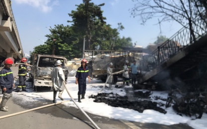 Hà Nội: Cảnh sát điều tra vụ nhiều ôtô, xe máy hư hỏng trong đám cháy phế liệu