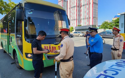 Hà Nội: Liên ngành xử lý nghiêm ôtô khách vi phạm, bảo đảm giao thông trước kỳ nghỉ lễ 2/9