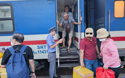 Khuyến mãi "khủng": Đi tàu hỏa TP. HCM - Hà Nội chỉ với 615 nghìn đồng