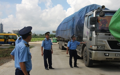 Thu hồi 469.739 phù hiệu, biển hiệu phương tiện vận tải vi phạm