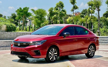 Honda mở hàng tặng trước bạ cho khách mua giá ô tô