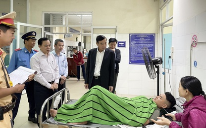 Chủ tịch Đà Nẵng thăm hỏi, động viên các nạn nhân trong vụ TNGT xe khách 22 người thương vong