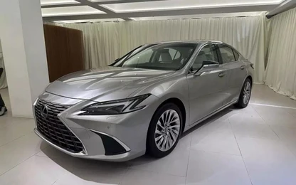 Ảnh thực tế Lexus ES 2025: Nội thất là điểm nhấn, bao giờ về Việt Nam?