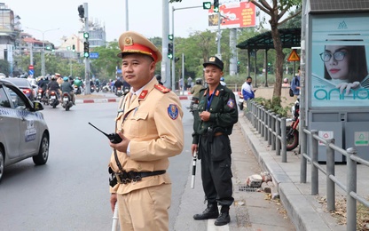 Cần mạnh tay hơn nữa với hành vi vượt đèn đỏ