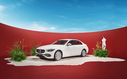 Loạt xe hạng sang Mercedes-Benz giảm giá hàng trăm triệu đồng
