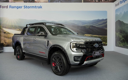 Ford Everest Platinum và Ranger Stormtrak chính thức ra mắt thị trường Việt Nam