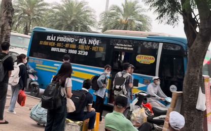 Bến cóc vẫn "mọc" tại Đại lộ Thăng Long, Hà Nội