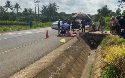 Xe máy mất lái lao xuống mương thoát nước ở Đắk Lắk, 2 người đàn ông tử vong