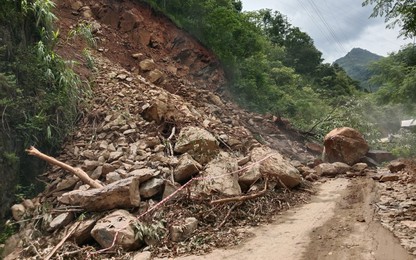 Bốn tuyến quốc lộ qua Cao Bằng sạt lở nghiêm trọng do mưa lớn kéo dài