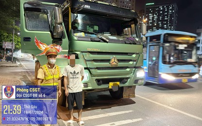 Kiểm tra xe quá tải, CSGT Hà Nội phát hiện tài xế dương tính ma tuý