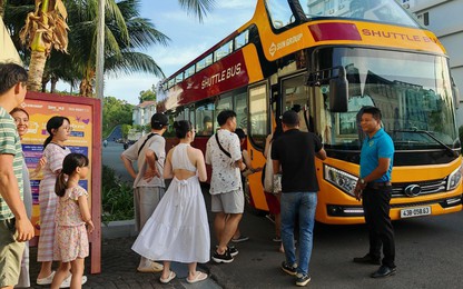 Trải nghiệm một vòng Phú Quốc trên xe bus 2 tầng 