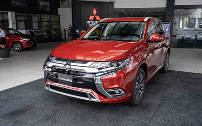 Giá xe Mitsubishi Outlander lăn bánh tháng 1/2025: Giảm mạnh rẻ hơn Mazda CX-5