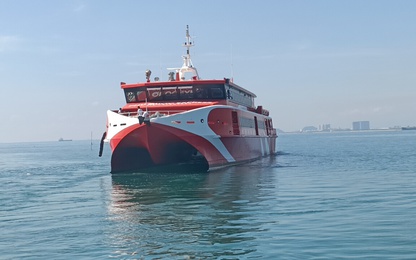 Quảng Ngãi: Khuyến khích đầu tư đóng mới tàu cao tốc tuyến Sa Kỳ - Lý Sơn