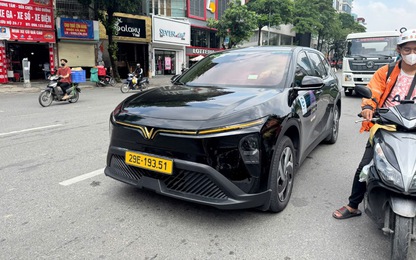 Tài xế VinFast Limo Green chia sẻ sau 2 tháng chạy dịch vụ