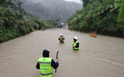 Tập trung ứng phó khẩn cấp và khắc phục hậu quả mưa lũ lớn ở khu vực Trung bộ