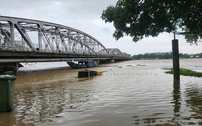 Một số tuyến sông ở Huế, Đà Nẵng cấm phương tiện thủy để ứng phó mưa lũ