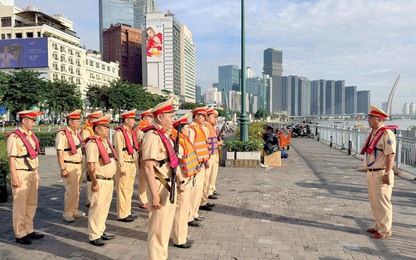 CSGT TP.HCM tăng cường xử lý vi phạm nồng độ cồn thuyền viên và tài xế container dừng, đỗ sai quy định