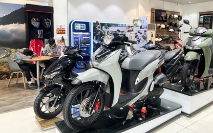 Thị trường xe máy cuối năm, Honda tung ưu đãi lớn cho khách mua xe