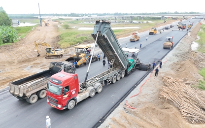 Cao tốc Cần Thơ - Cà Mau chạy nước rút hướng đến thông xe ngày 19/12