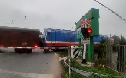 Quy định mới về thiết bị an toàn trên tàu, niên hạn sử dụng phương tiện đường sắt