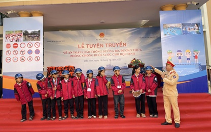 Đưa kỹ năng ATGT và cứu nạn vào trường học ở Bắc Ninh