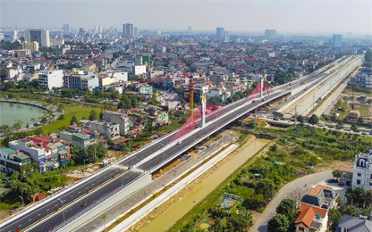 Thông xe kỹ thuật cầu dây văng đầu tiên vượt đường sắt Bắc - Nam tại Thanh Hóa