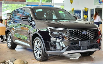 Giá xe Ford Territory lăn bánh tháng 2/2025: Ưu đãi chính hãng đấu Mazda CX-5