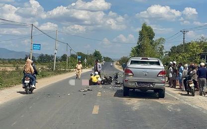Xe máy va chạm ô tô trên QL25 khiến một người tử vong tại chỗ