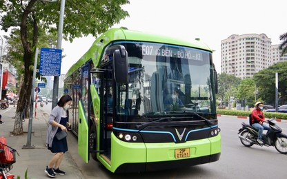 Làm thế nào để người dân Thủ đô tiếp cận xe buýt tốt nhất