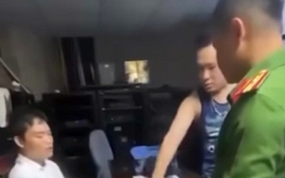 Tài xế ô tô say rượu gây tai nạn liên hoàn tại Hà Nội