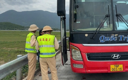Đồng loạt ra quân tổng kiểm soát, xử lý phương tiện kinh doanh vận tải trên đường bộ, đường thủy