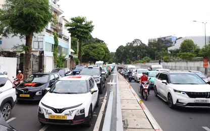 TP.HCM: Các tuyến giao thông cửa ngõ ùn tắc