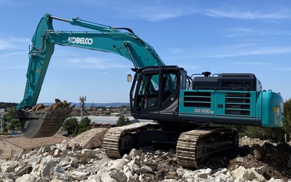 Bộ phận nào của máy xây dựng cần được bảo dưỡng thường xuyên?