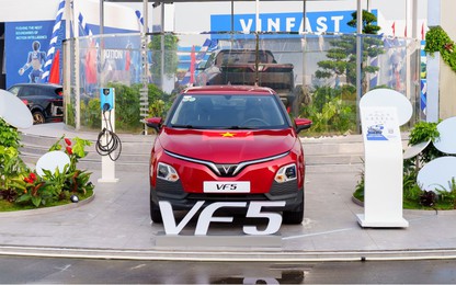Vì sao VinFast VF 5 “đánh bật” xe xăng, là mẫu xe lý tưởng cho người trẻ